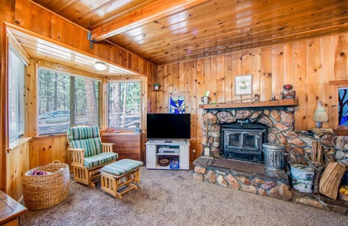Big Bear City House | Knotty Pine Tavern