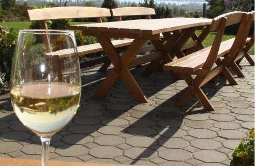 Balatonfured House | Koczor Winery & Guesthouse