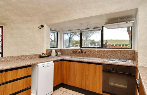 Burnside Apartment | Koepel House-Unique dome shaped holiday home
