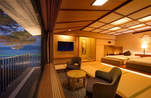 Matsushima House | Komatsukan Kofutei