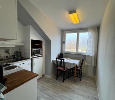 Ljungaverk Apartment | Komfortabel lägenhet - lugnt läge i Ljungaverk