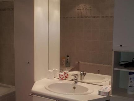 Weilbach Apartment | Komfortable Ferienwohnung in Flörsheim-Weilbach