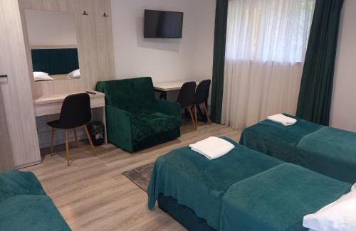 Debniki House | Komfortowe pokoje przy Szymonowica w Krakowie