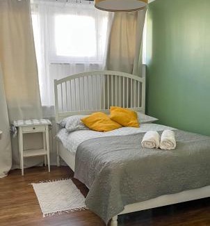 Sielce Apartment | Komfortowy 3 pokojowy Apartament z Balkonem
