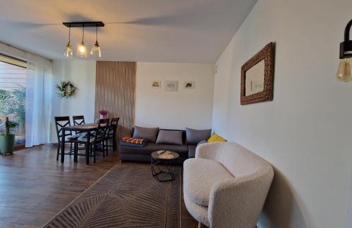 Ustka Apartment | Komfortowy apartament dwupokojowy z tarasem i garaż