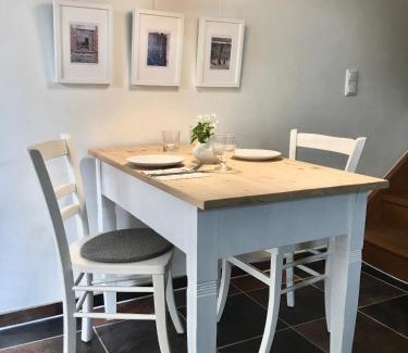 Gross-Gerau Apartment | Komplettes Ferienhaus für bis zu 4 Personen