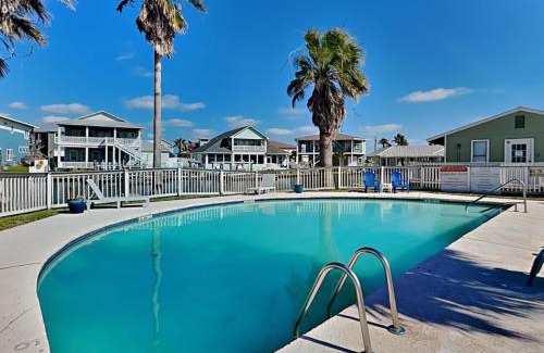 Rockport Apartment | Kontiki Beach Resort #314