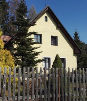 Chvalkovice House | Kopaniny