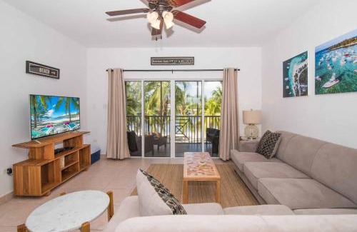 Rum Point House | Korner Kai Condo