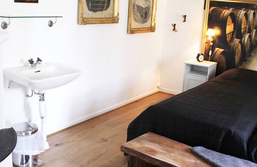 Linneryd Hotel | Korrö Vandrarhem
