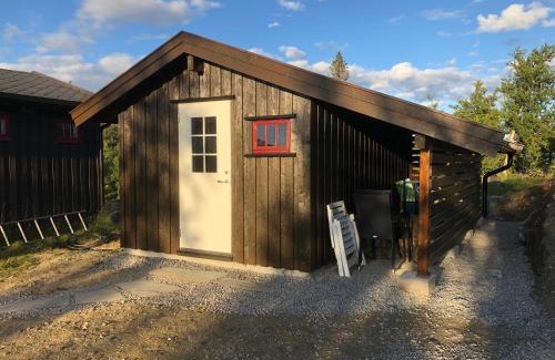Nord-Aurdal House | Koselig, lita hytte på Aurdalsåsen ved Danebu