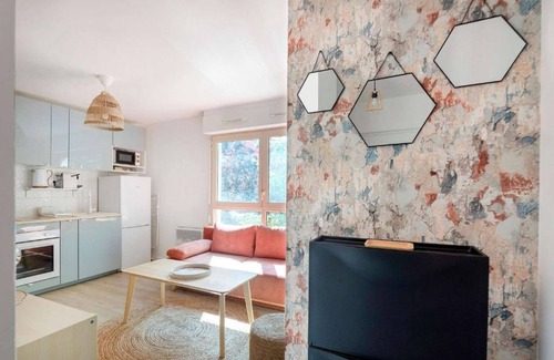 Corbeil-Essonnes Apartment | Kota Kalou Joli Apartment