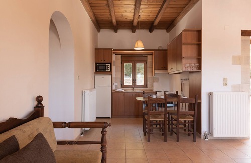 Mylopotamos Villa | Koules Estate-Helianthus, with Pool & BBQ,an Agricultural barn for Nature lovers