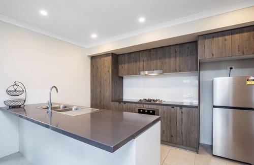 Coomera House | KozyGuru | Coomera | Kozy 4 Bed Free Parking