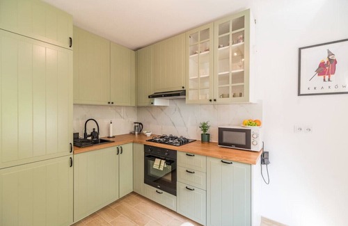 Czyzyny Apartment | Kraków Czyżyny - Terrace & Workspace - by Rentujemy