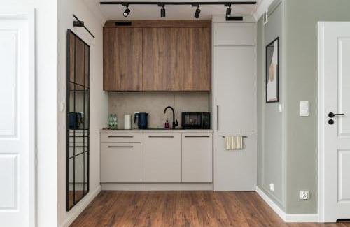Muranow Apartment | Krasiński Garden Elegant Apartment by BookingHost