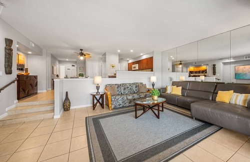 Kaanapali Condo | KRL H101 Remodel 2BD Condo Pool Kaanapali Beach Golf Whalers Village