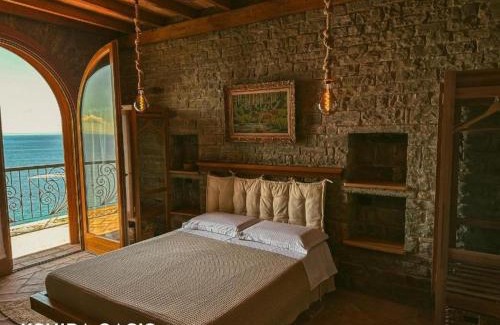 Blloku Apartment | Kshira Oasis Qeparo - Boutique Hotel With Private Beachfront Stay With Suites & Restaurant