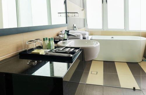 Taman Century Hotel | KSL Hotel & Resort