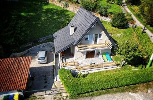 Generalski Stol House | Kuća za odmor Miracool