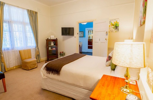 Blackheath House | Kubba Roonga Guesthouse - Boutique Luxury Spa Retreat & Gardens