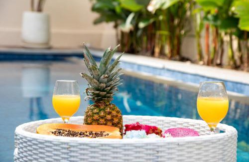Umalas Villa | Kubung 1 - PROMO Canggu - Brand NEW Villa - HUGE Pool - PS5