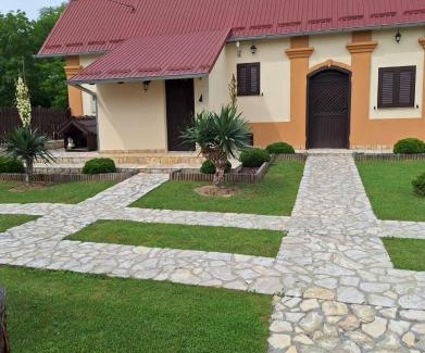 Kutjevo House | Kuca za odmor Poppke Andreas