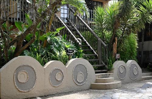 Linden Bed & Breakfast | Kulanga Cottages