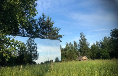 Kanepi Ski Chalet | Kuldi Mirror House