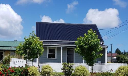 Kumara Hostel | Kumara Historic Cottages