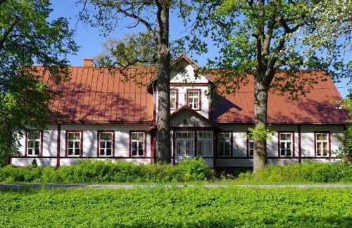 Poltsamaa Parish House | Kursi Summer Manor