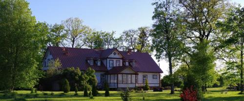 Poltsamaa Parish House | Kursi Summer Manor