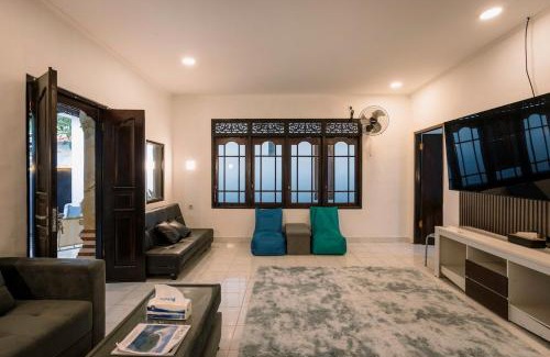 Downtown Kuta Villa | Kuta Beach House