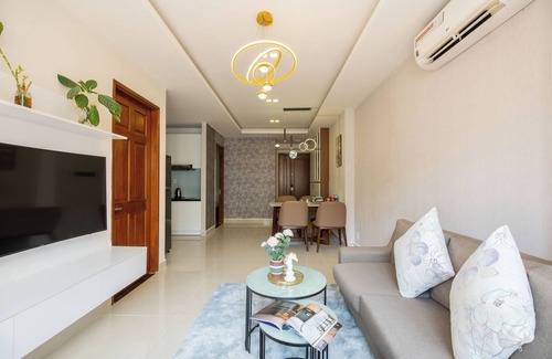 Tan Binh Apartment | KVG Luxstay TanSonNhat Airport Skycenter