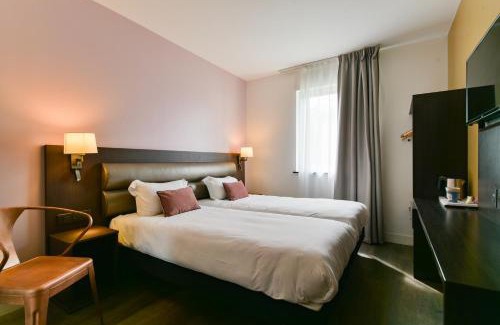 Crepy-en-Valois Hotel | Kyriad Crepy En Valois