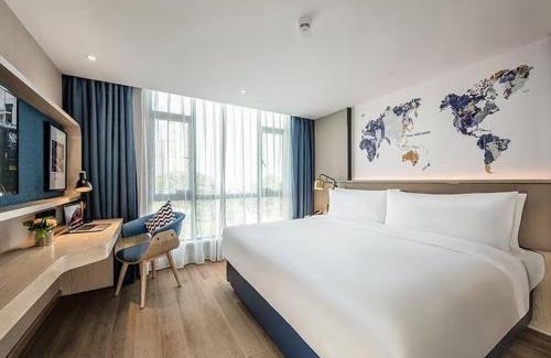Longhua District Hotel | Kyriad Hotel Shenzhen Guanlan Huawei
