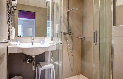 Montbeliard Hotel | Kyriad Montbeliard Sochaux