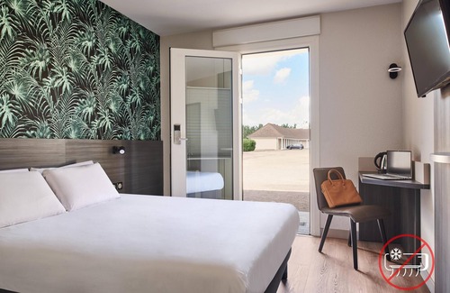 Malay-le-Grand Hotel | Kyriad Sens