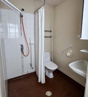 Tiainen Hotel | Kyyronkaita