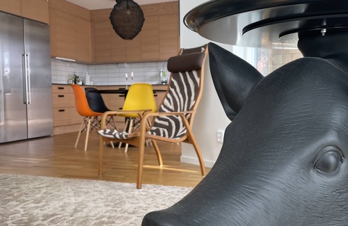 Aahus Apartment | Lägenhet på Stranden i Åhus med Havsutsikt och Närhet Till Spa & Utomhuspool