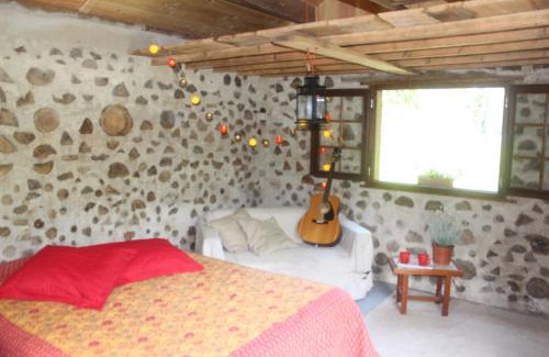 Saint-Privat-de-Vallongue Other | L'école des Cévennes