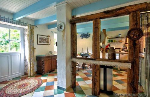 Plouguin House | L~ABERCaiL