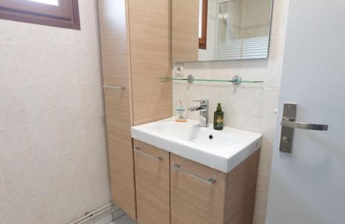 Carvin Apartment | L'Agréable - Appartement