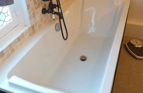 Lorrez-le-Bocage Bed & Breakfast | L'ancien prieuré