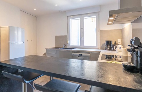 Avize House | L'appart' de la Goutte D'or