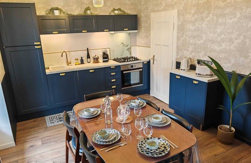 Plantieres Queuleu Apartment | L'appartement Vintage Le Temps d'une Pause 5 mns centre ville gare
