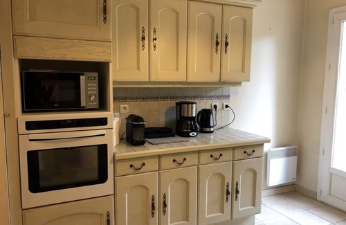 Sanary-sur-Mer Apartment | L'Arche de Portissol charming apartment 4-6 people near the beaches