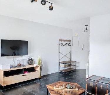 Oyonnax Apartment | L'atelier d'Anatole