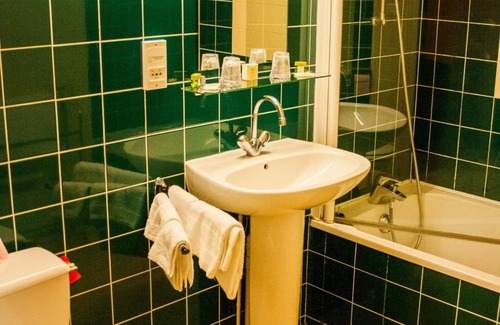 Villiers-sur-Suize Hotel | L'Auberge de la Fontaine