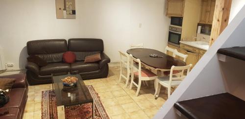 Saint-Ferriol House | L'Aude Vie